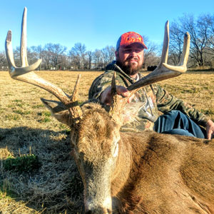 Midwest Whitetail Adventures leads legendary guided hunts in Kansas