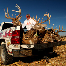 We have many record book kills at Midwest Whitetail Adventures. Let us put you in the record book too.