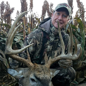 Hunt the finest whitetails in Kansas with MWA