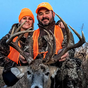 Midwest Whitetail Adventures: the whitetail hunting experience of a lifetime