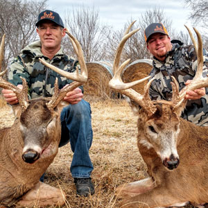 Guided archery buck hunts in Kansas